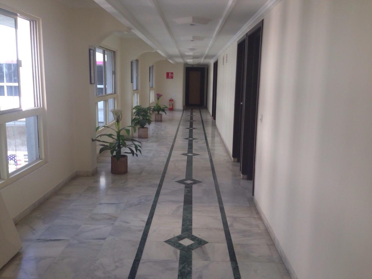 Hotel Alpha Vadodara Bagian luar foto